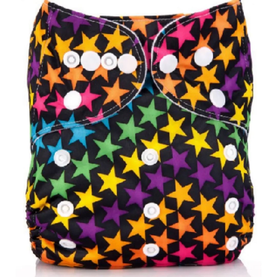 Wiederverwendbare Stoffwindel für Babys mit Druckknöpfen und Einlage