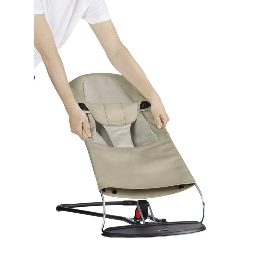Babywippe mit ergonomischem Sitz – Leichte Schaukelwippe für Neugeborene