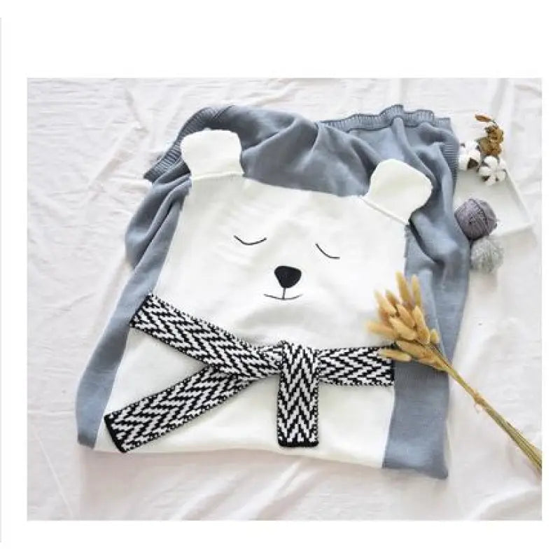 Baby Strickdecke mit Tiermotiv – Kuscheldecke mit 3D-Design für Kinder