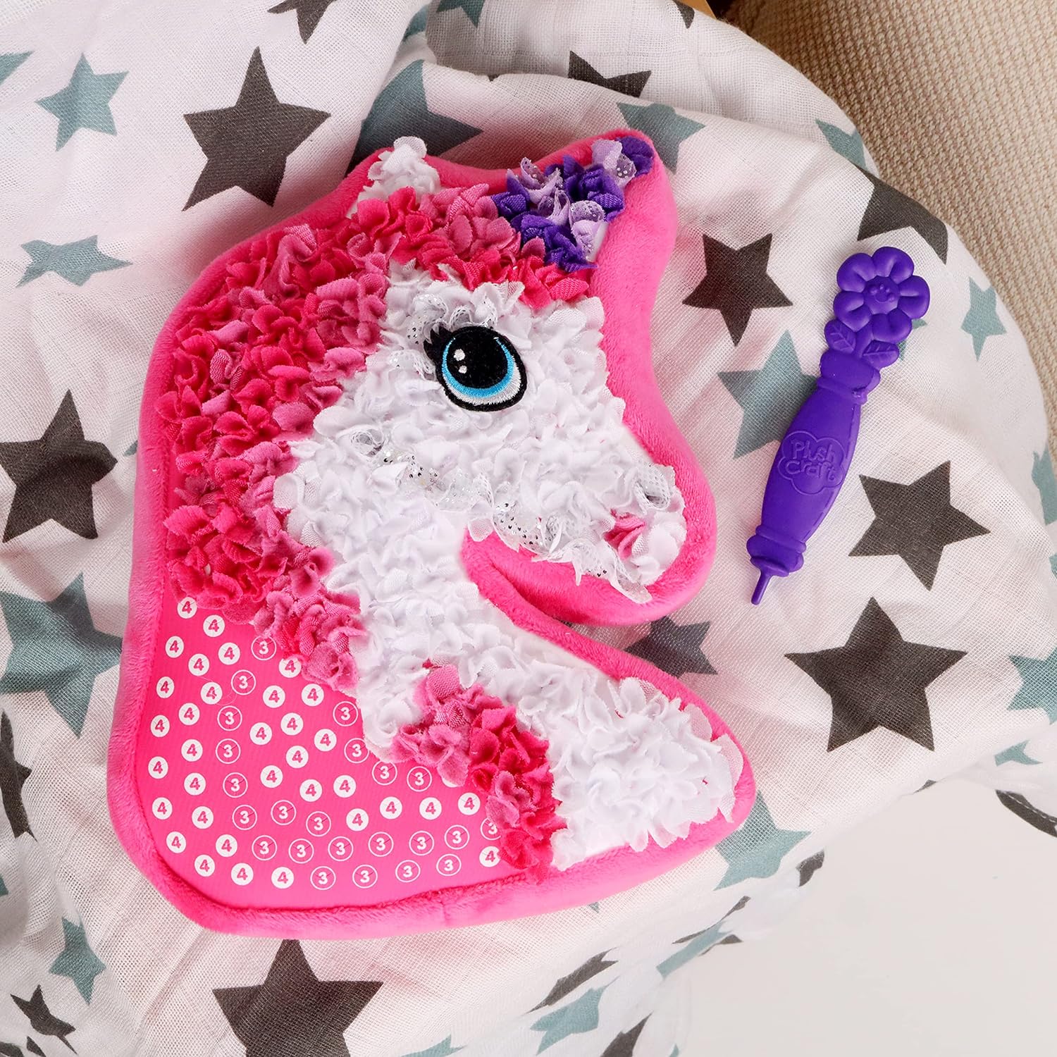 Kuschelweiches Einhorn-Kissen mit Plüscheffekt