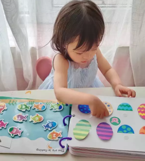 Interaktives Lernspiel - Klettbuch Für Kinder