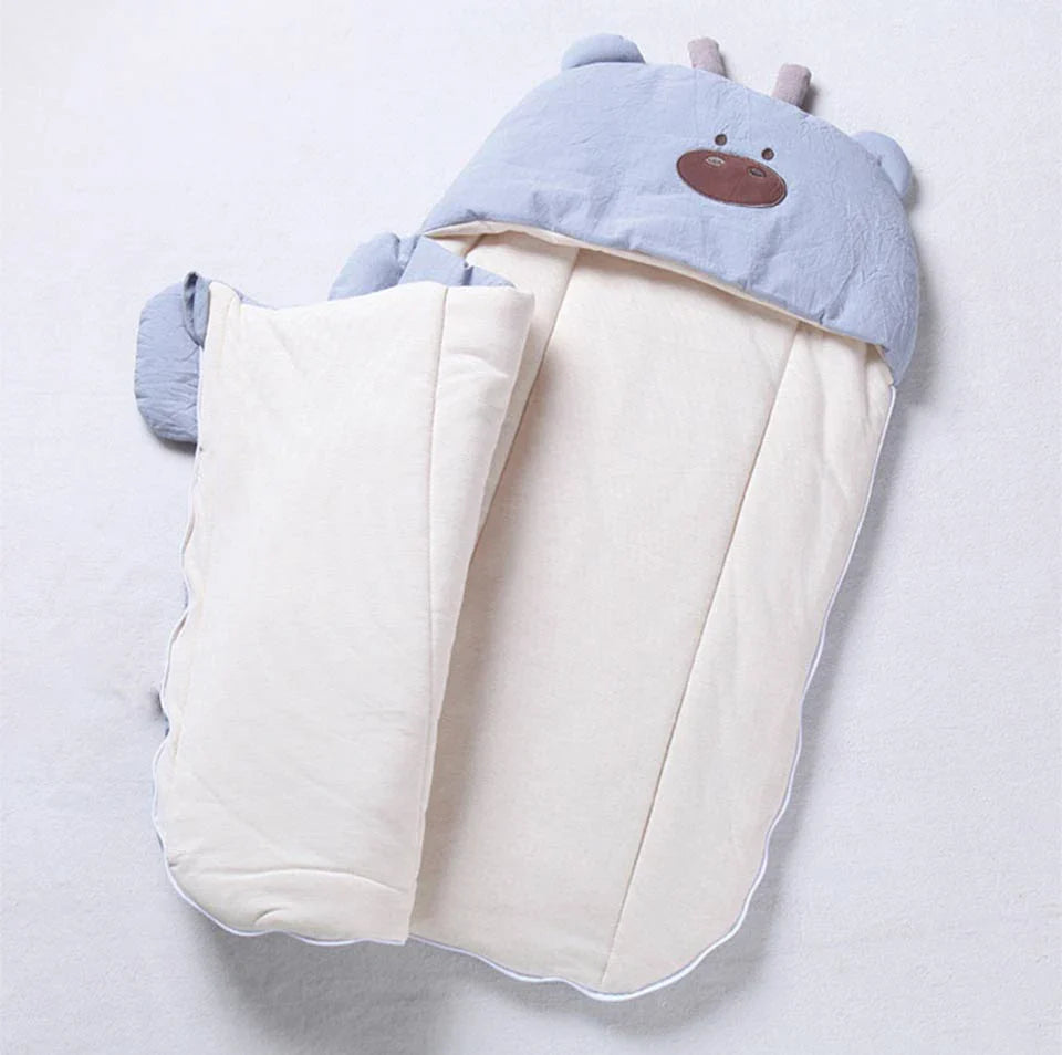 Weicher Baby Schlafsack mit Kapuze für Neugeborene und Kleinkinder