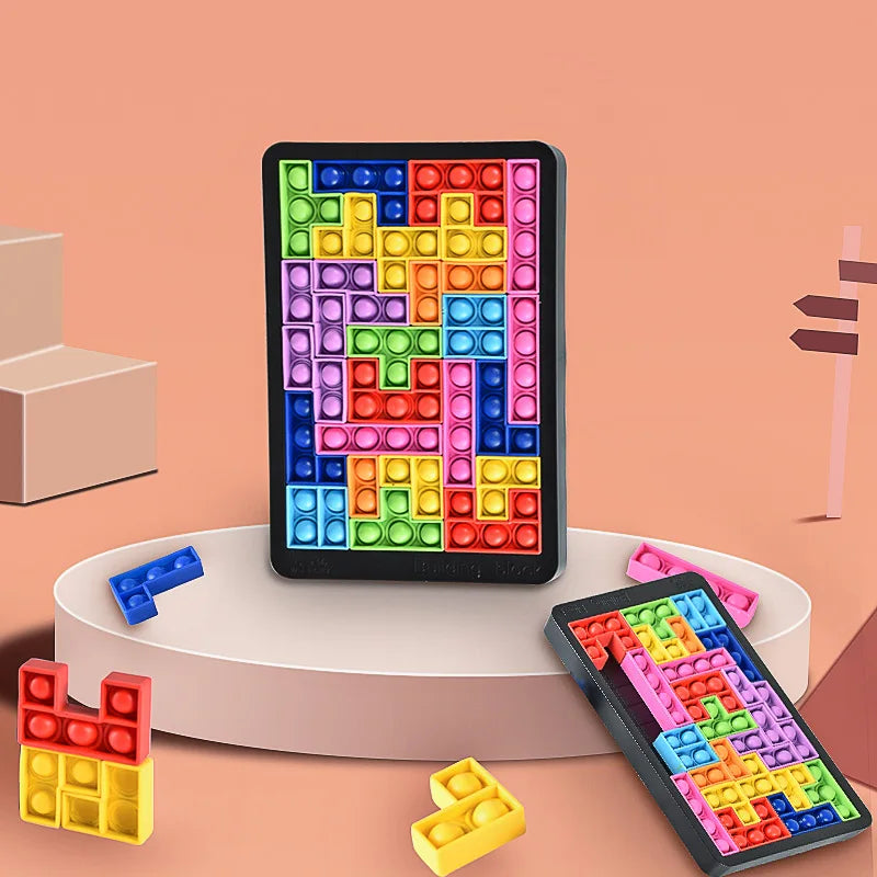 Farbenfrohes Tetris Kinderspiel