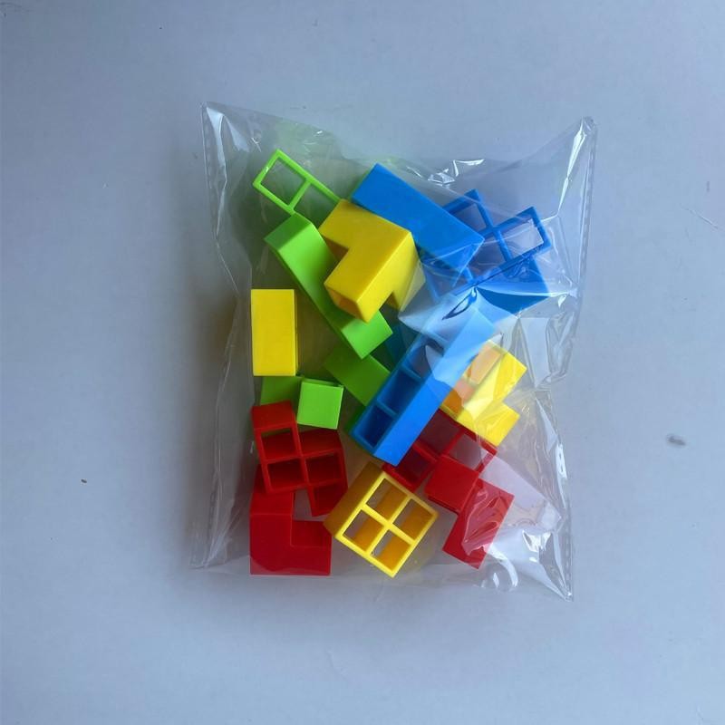 Tetra Tower - Gleichgewichtspiel