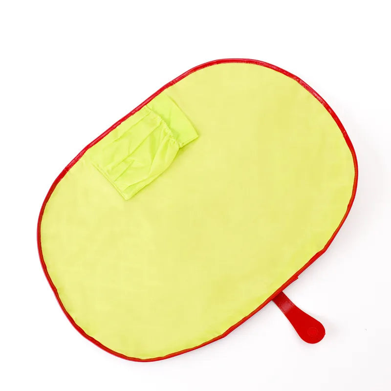 Faltbare Wickelunterlage für unterwegs mit Feuchttuchtasche