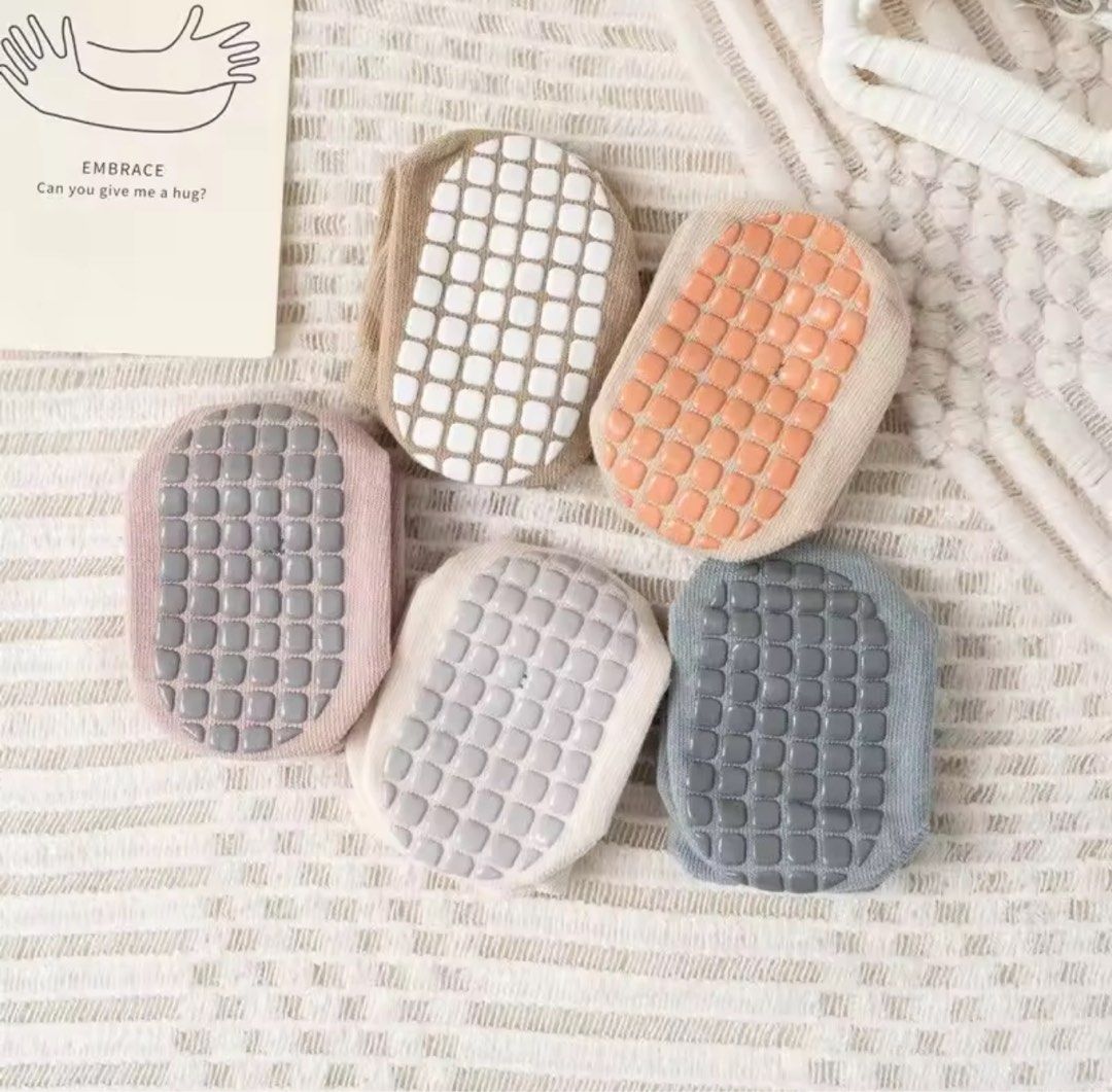 3er-Pack Rutschfeste Babysocken mit Gummigriff