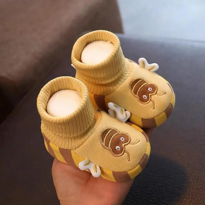 Rutschfeste Sohlen – Warme Kleinkind-Hausschuhe mit süßem Tierdesign