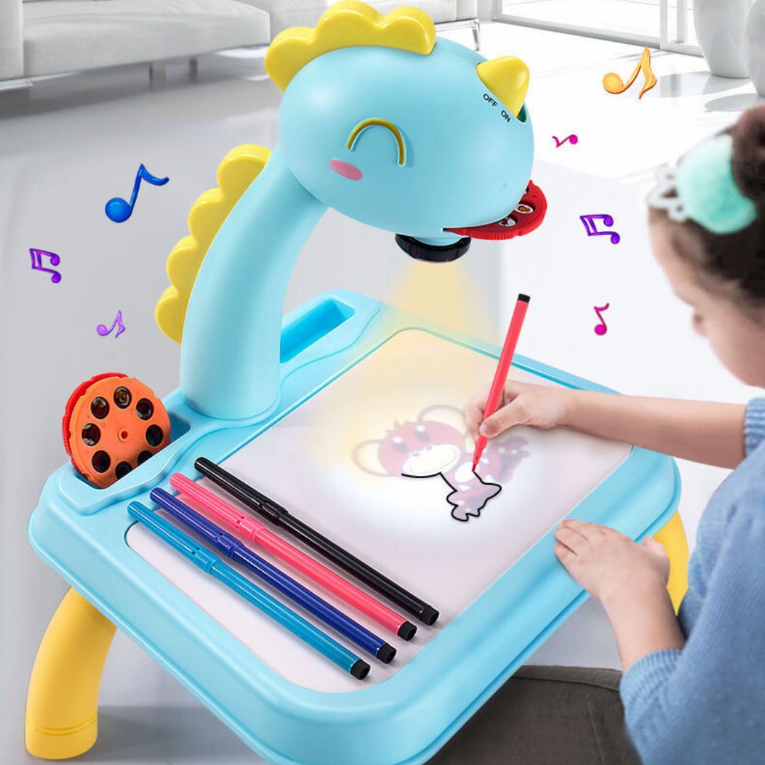 Kreativer Zeichentisch mit Beamer