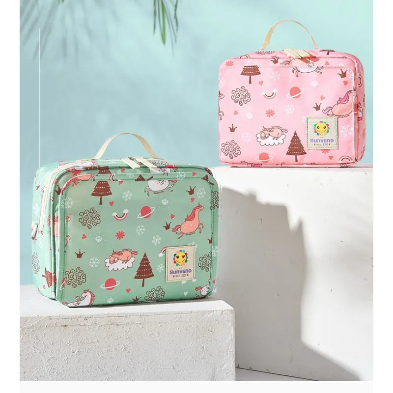 Windeltasche für unterwegs – Organizer für Windeln & Feuchttücher