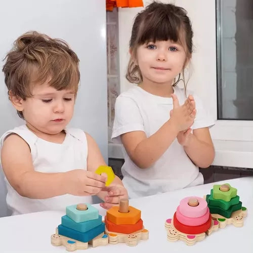 Spielerisches Lernen – Montessori Stapelspiel