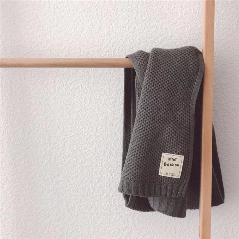 Kinder Strickschal – Weicher und Wärmender Schal in Zeitlosem Design