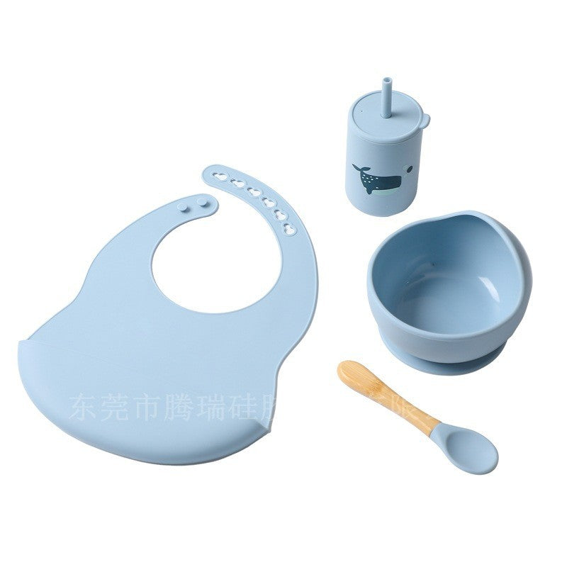 Niedlicher Baby Geschenkkorb