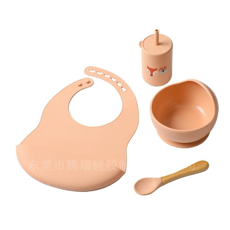 Niedlicher Baby Geschenkkorb