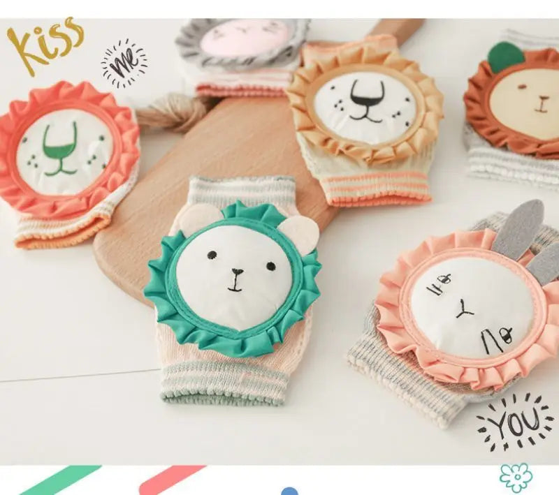 Baby Knieschoner zum Krabbeln – Rutschfeste Kniepolster mit Tiermotiv