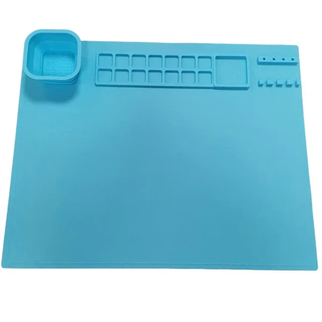 Die Reinigung ist ein Kinderspiel – Farben Spielmatte für Kinder