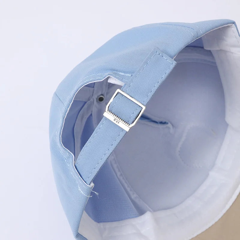 Sonnenlächeln – Kinder Baseballkappe mit Bärchen und Planetenmotiven